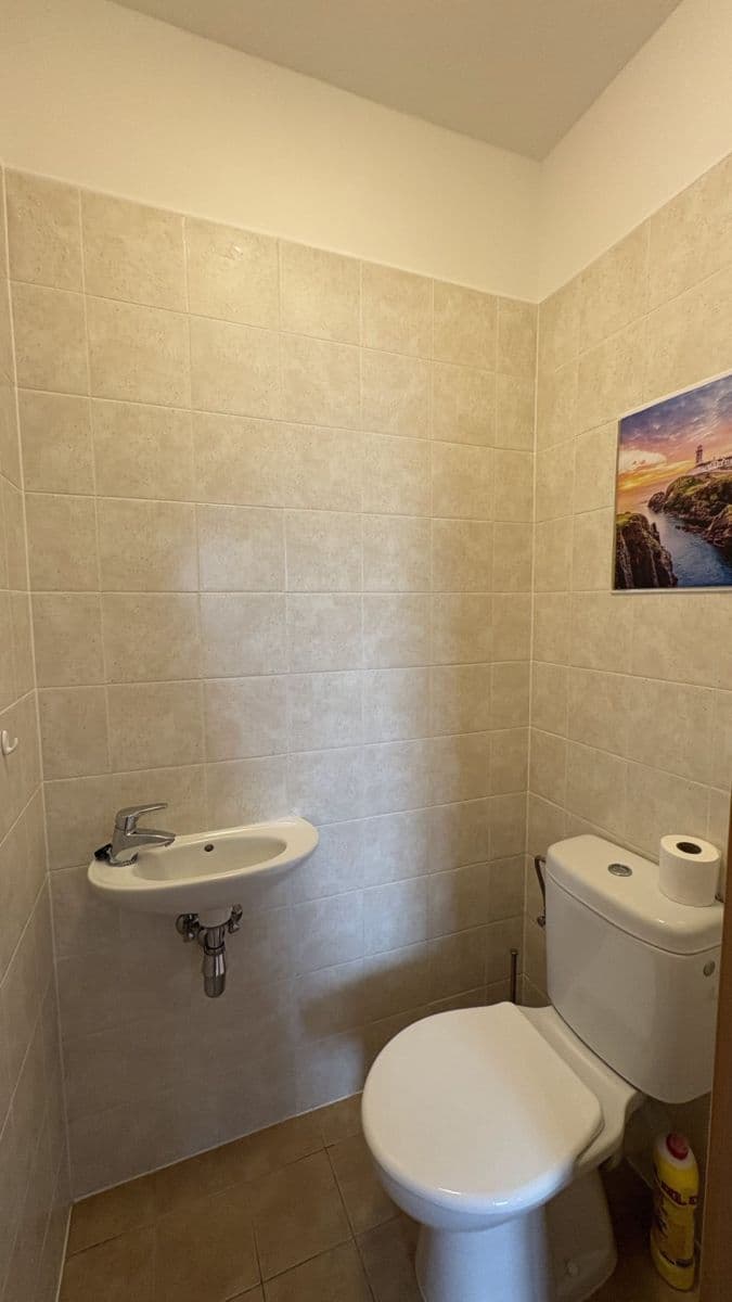 Prenájom bytu 2-izbový 58 m², Smetáčkova, Praha, Praha Prenájom bytu 2-izbový 58 m², Smetáčkova, Praha, Praha