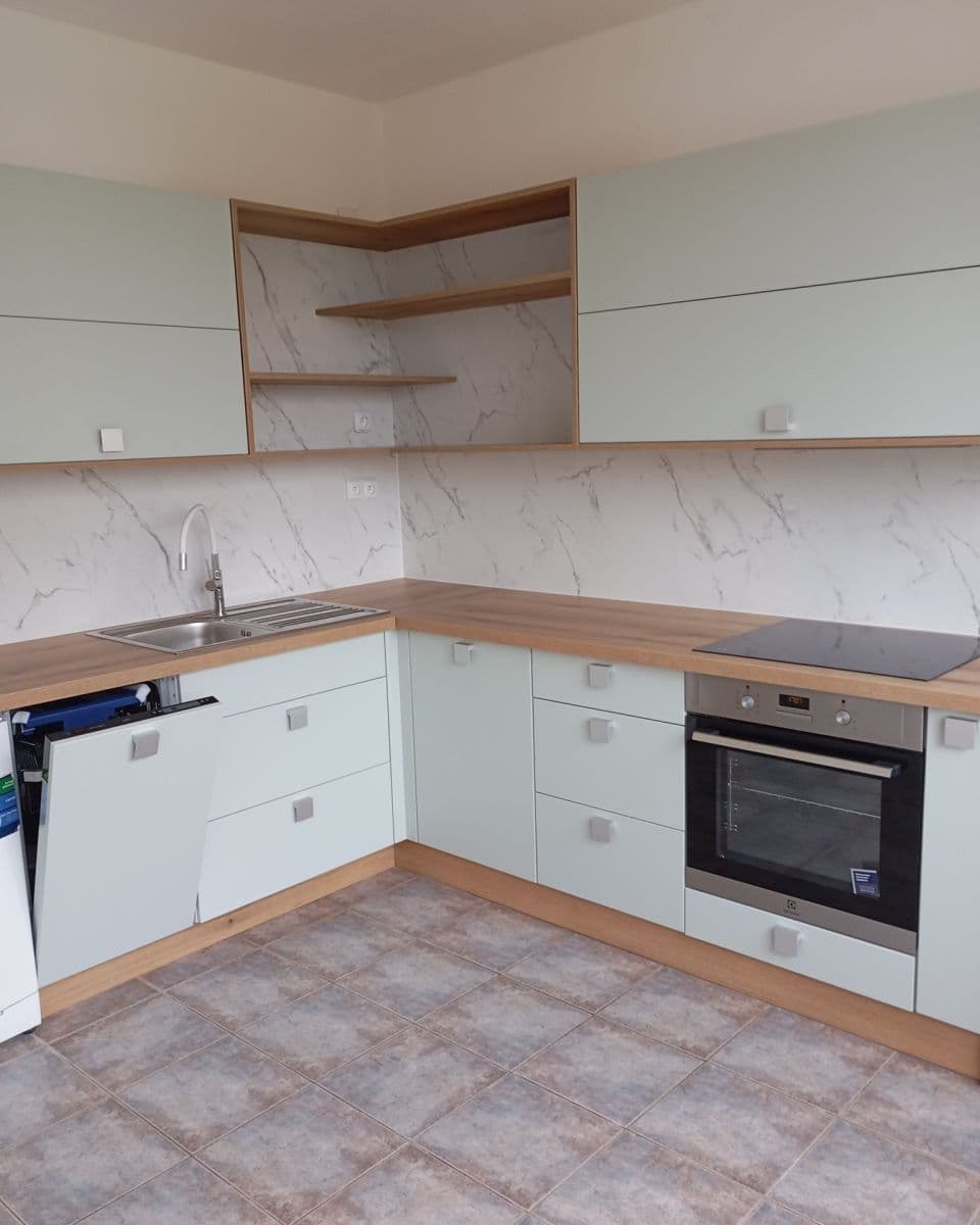 Prenájom bytu 1-izbový 42 m², Čermákova, Plzeň, Plzeňský kraj Prenájom bytu 1-izbový 42 m², Čermákova, Plzeň, Plzeňský kraj