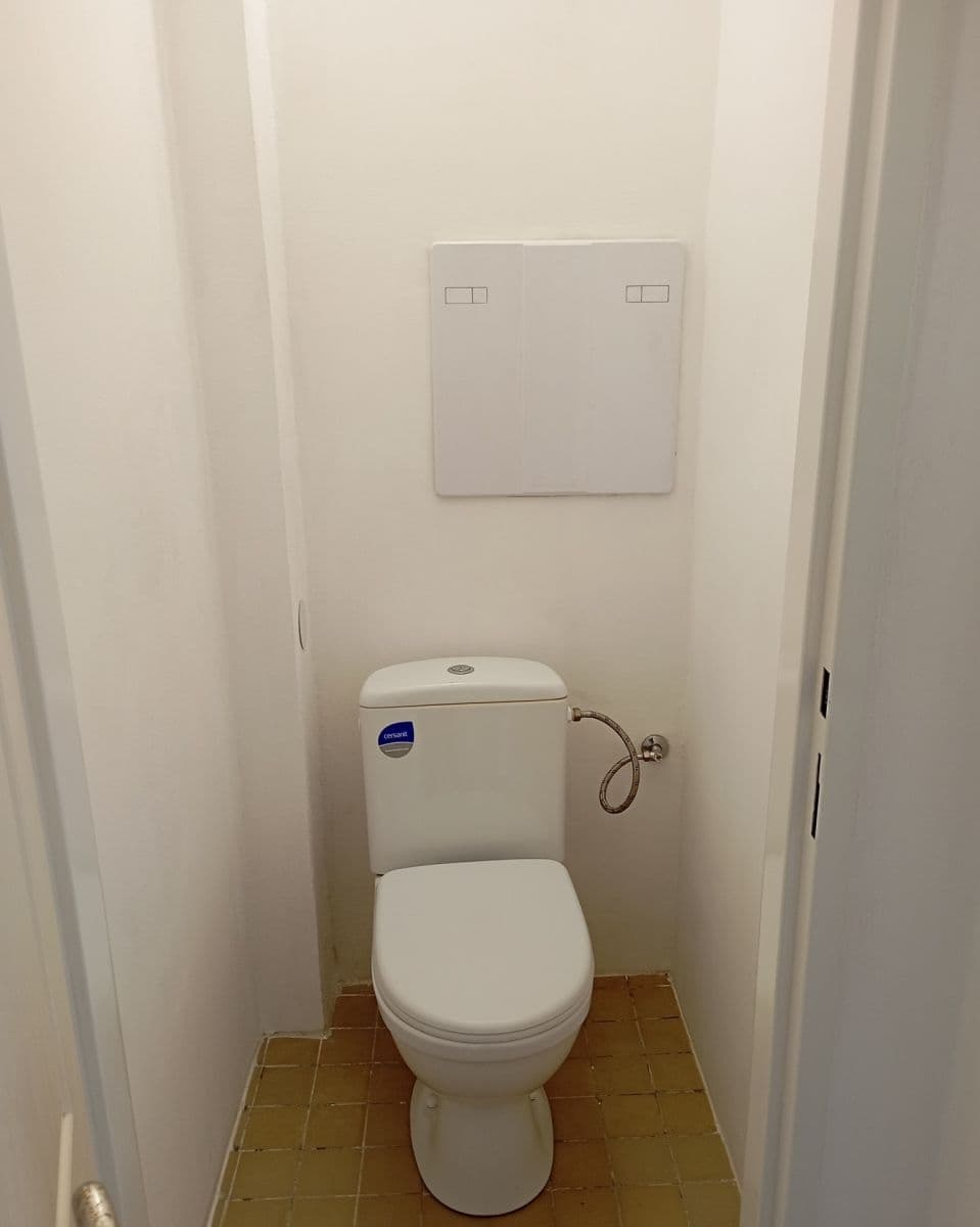 Prenájom bytu 1-izbový 42 m², Čermákova, Plzeň, Plzeňský kraj Prenájom bytu 1-izbový 42 m², Čermákova, Plzeň, Plzeňský kraj