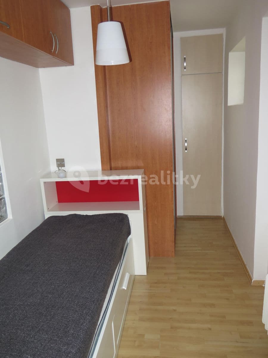 Prenájom bytu 2-izbový 41 m², Na Topolce, Praha, Praha Prenájom bytu 2-izbový 41 m², Na Topolce, Praha, Praha