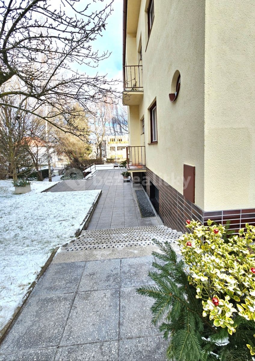 Prenájom bytu 2-izbový 55 m², Nový lesík, Praha, Praha Prenájom bytu 2-izbový 55 m², Nový lesík, Praha, Praha