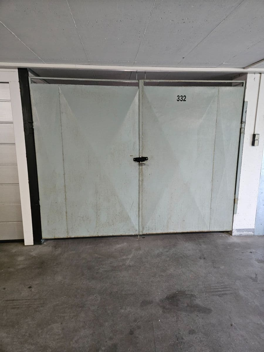 Prenájom garáže 19 m², Frýdlantská, Praha, Praha Prenájom garáže 19 m², Frýdlantská, Praha, Praha