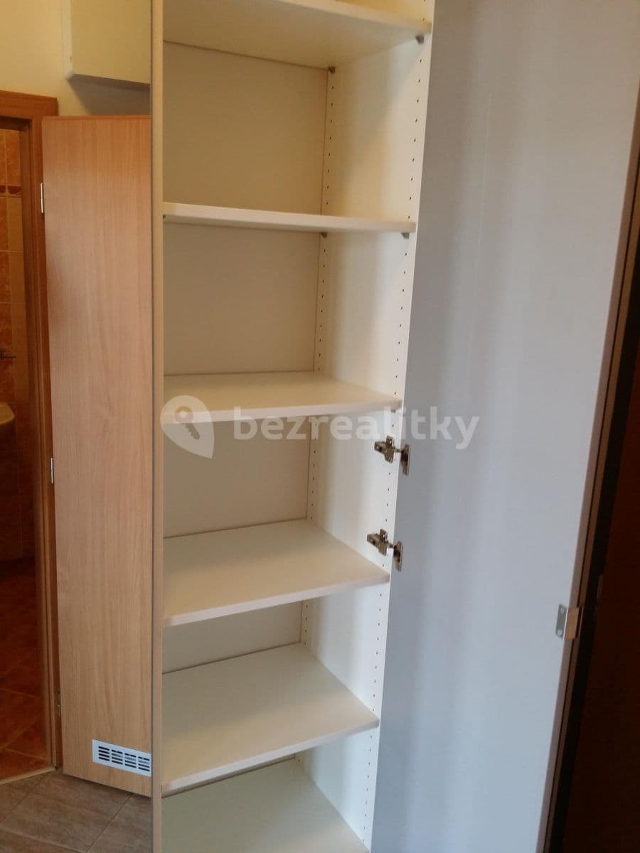 Prenájom bytu Garsoniéra 34 m², Sicherova, Praha, Praha Prenájom bytu Garsoniéra 34 m², Sicherova, Praha, Praha