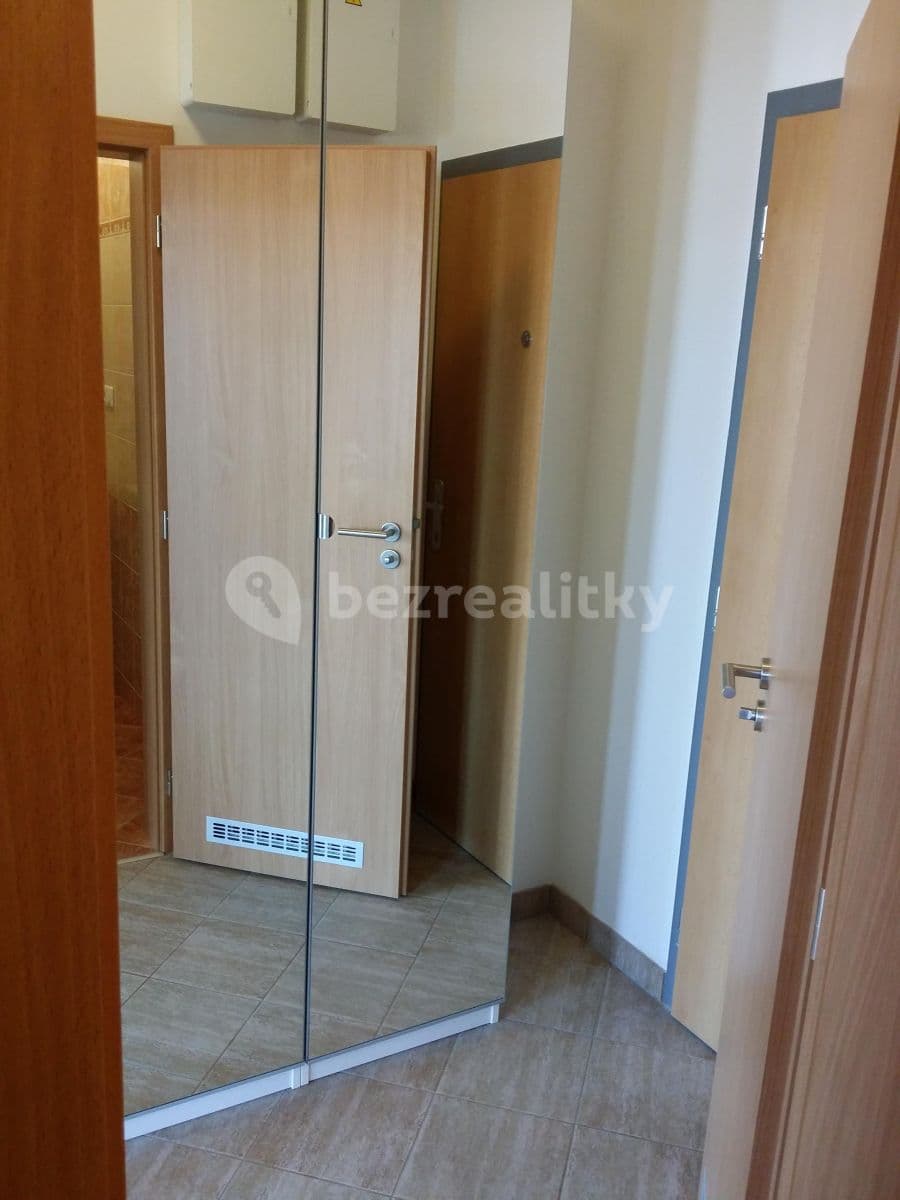 Prenájom bytu Garsoniéra 34 m², Sicherova, Praha, Praha Prenájom bytu Garsoniéra 34 m², Sicherova, Praha, Praha