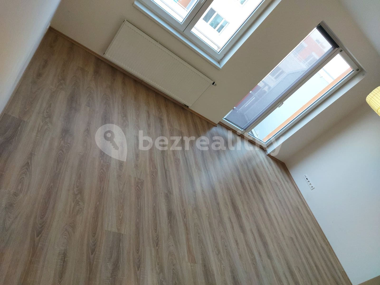 Prenájom bytu Garsoniéra 34 m², Sicherova, Praha, Praha Prenájom bytu Garsoniéra 34 m², Sicherova, Praha, Praha