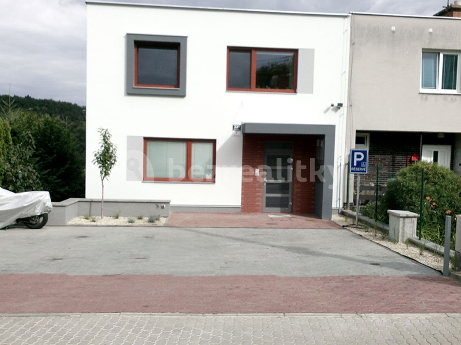 Prenájom bytu 1-izbový 40 m², Šikulova, Brno, Jihomoravský kraj Prenájom bytu 1-izbový 40 m², Šikulova, Brno, Jihomoravský kraj