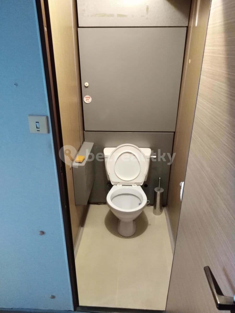 Prenájom bytu Garsoniéra 36 m², V hůrkách, Praha, Praha Prenájom bytu Garsoniéra 36 m², V hůrkách, Praha, Praha