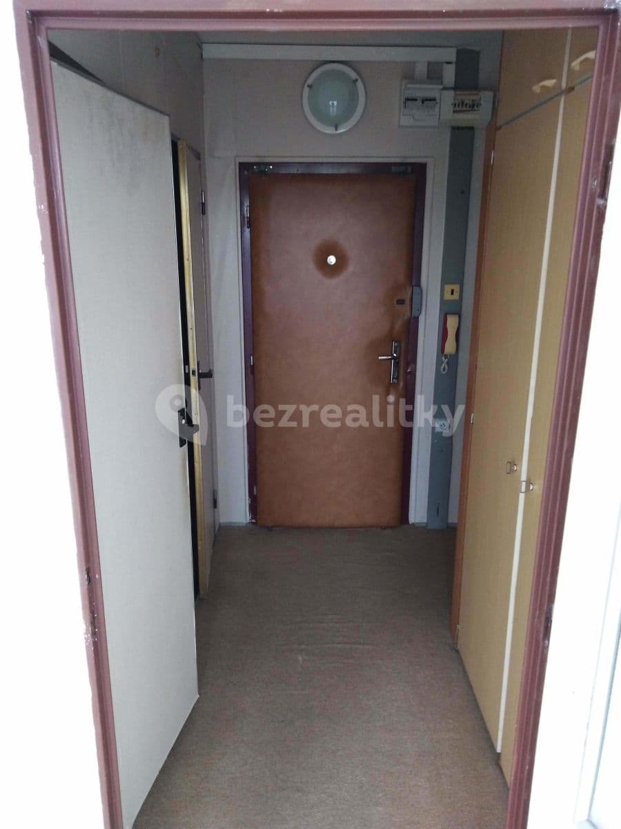 Prenájom bytu Garsoniéra 36 m², V hůrkách, Praha, Praha Prenájom bytu Garsoniéra 36 m², V hůrkách, Praha, Praha