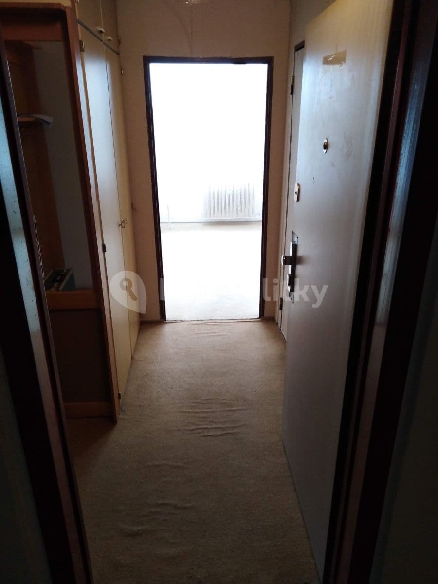 Prenájom bytu Garsoniéra 36 m², V hůrkách, Praha, Praha Prenájom bytu Garsoniéra 36 m², V hůrkách, Praha, Praha