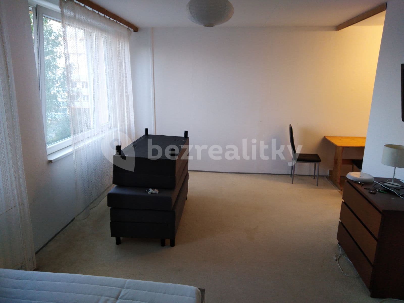 Prenájom bytu Garsoniéra 36 m², V hůrkách, Praha, Praha Prenájom bytu Garsoniéra 36 m², V hůrkách, Praha, Praha