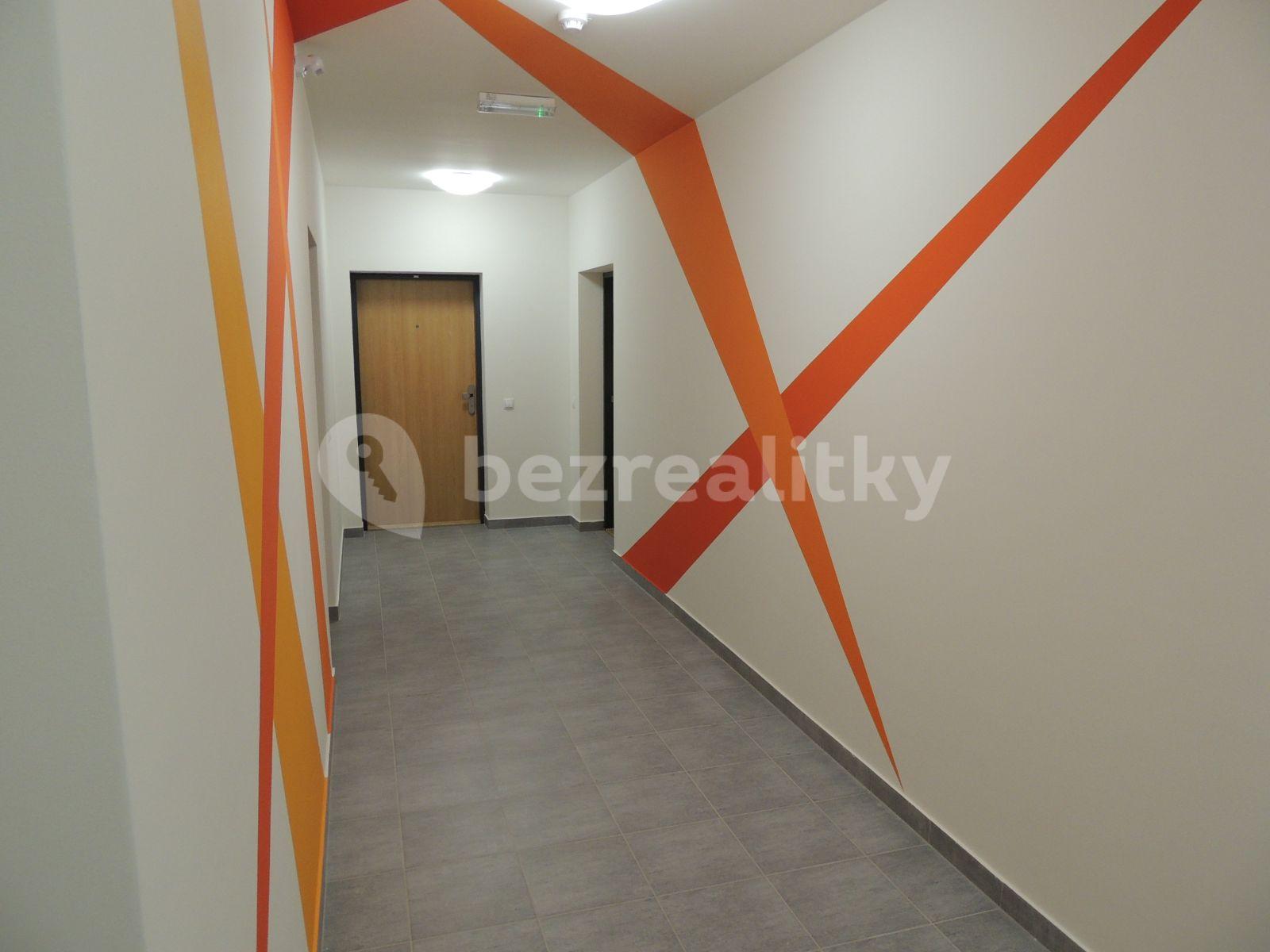 Prenájom bytu 1-izbový 34 m², Kurta Konráda, Praha, Praha