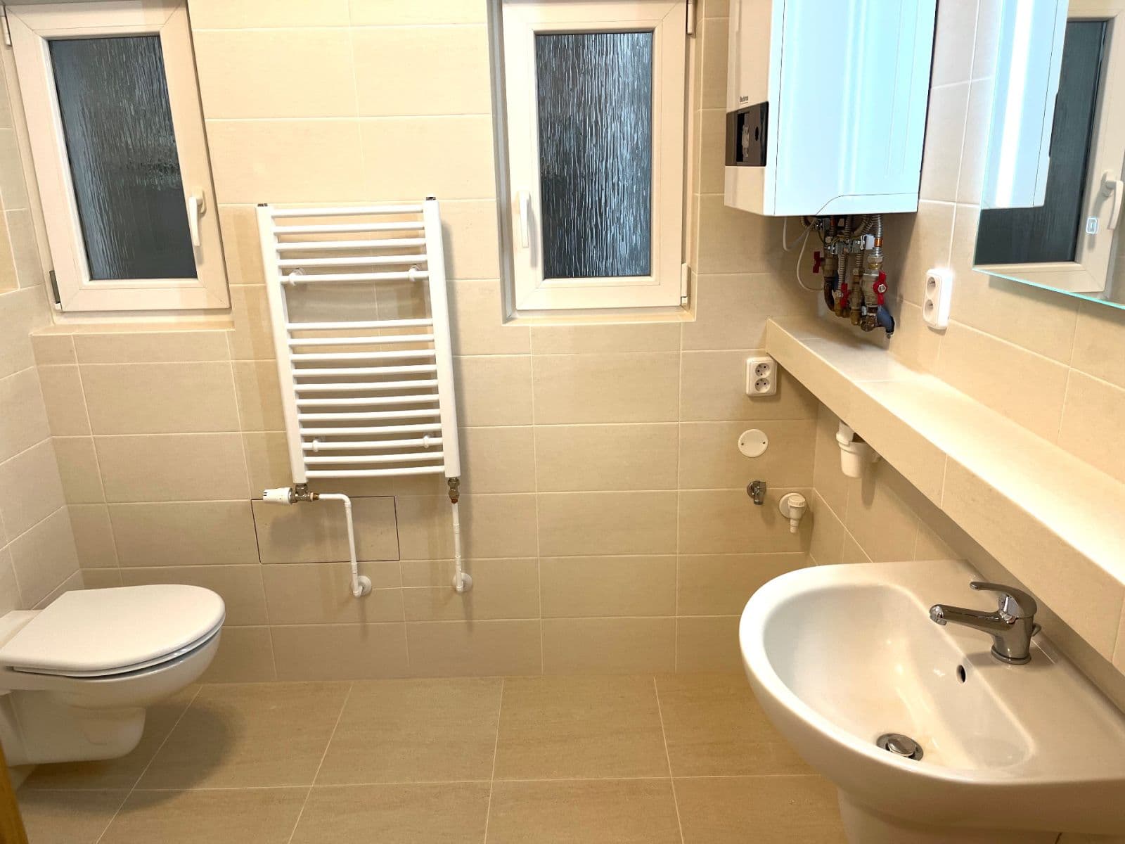 Prenájom bytu 2-izbový 66 m², Jaurisova, Praha, Praha Prenájom bytu 2-izbový 66 m², Jaurisova, Praha, Praha