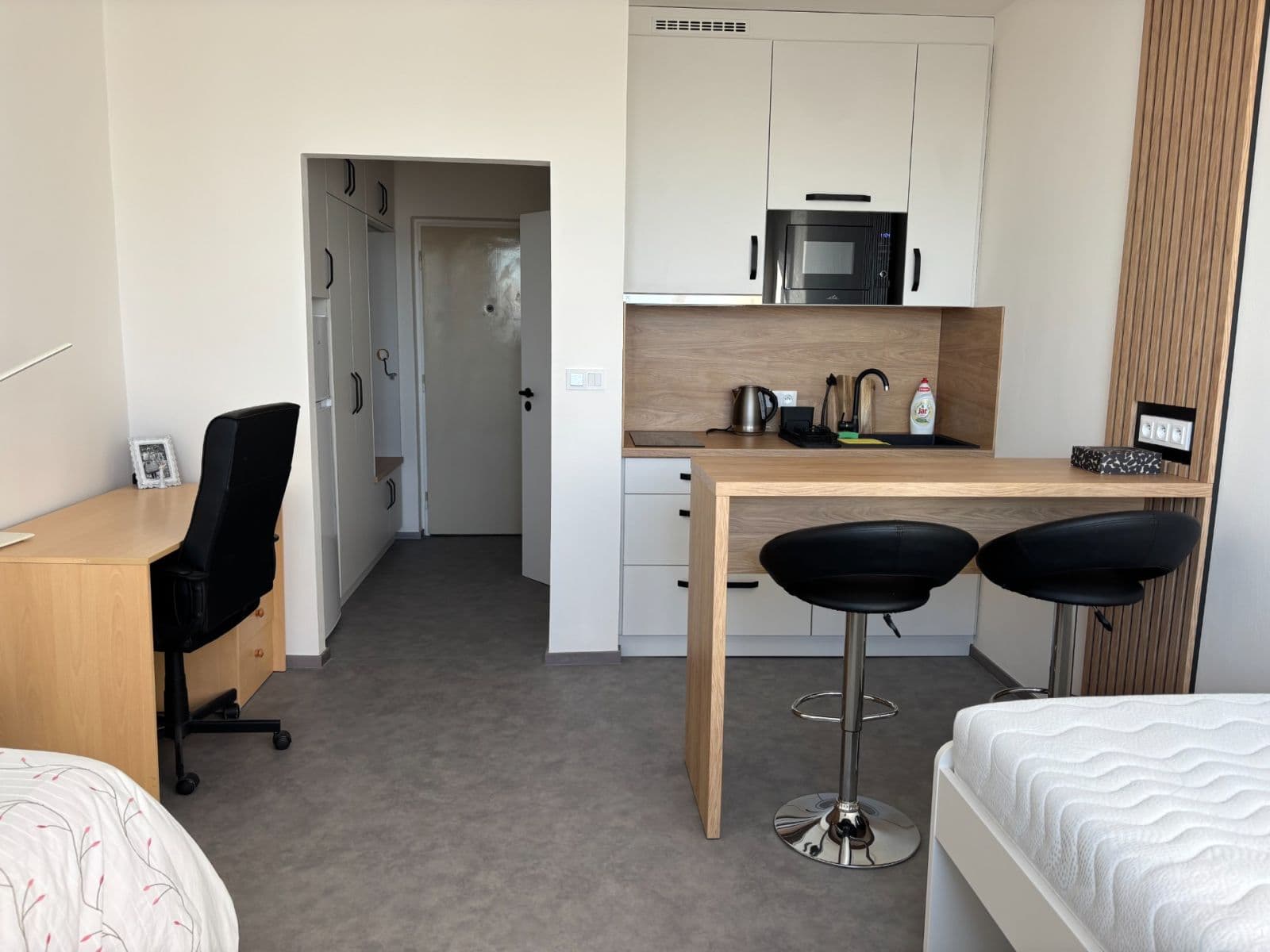 Prenájom bytu 1-izbový 24 m², Halasovo náměstí, Brno, Jihomoravský kraj Prenájom bytu 1-izbový 24 m², Halasovo náměstí, Brno, Jihomoravský kraj