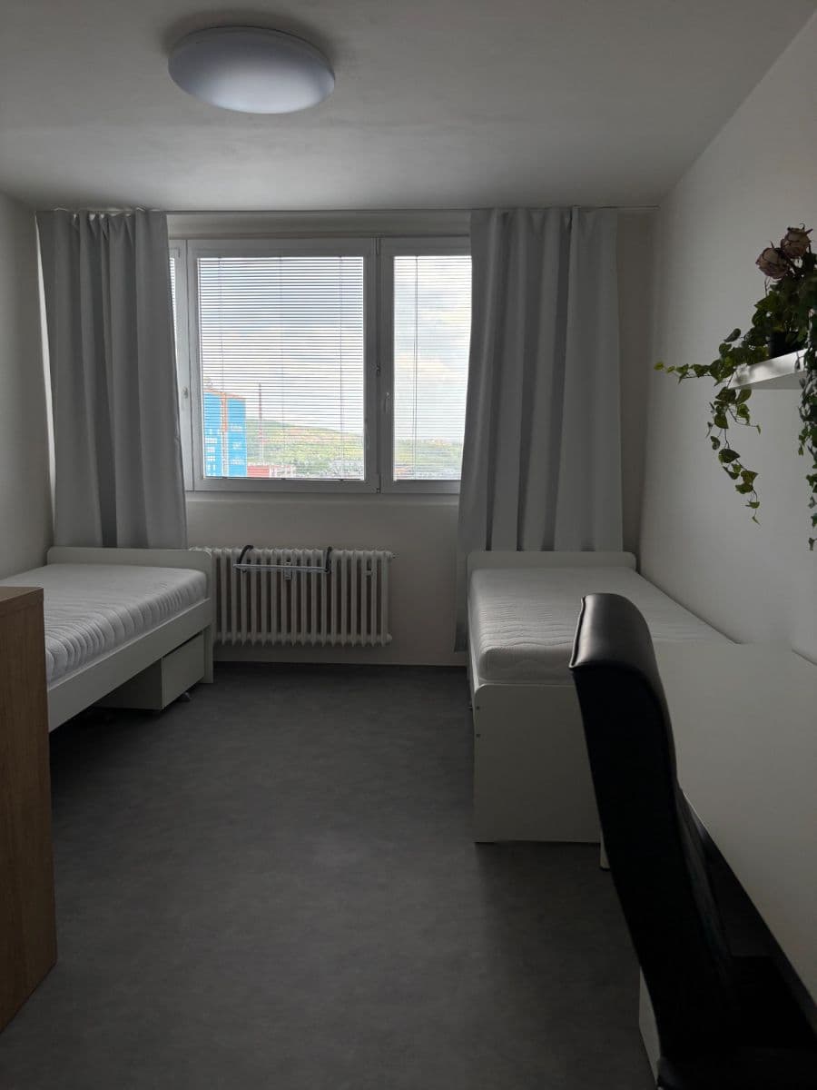 Prenájom bytu 1-izbový 24 m², Halasovo náměstí, Brno, Jihomoravský kraj Prenájom bytu 1-izbový 24 m², Halasovo náměstí, Brno, Jihomoravský kraj