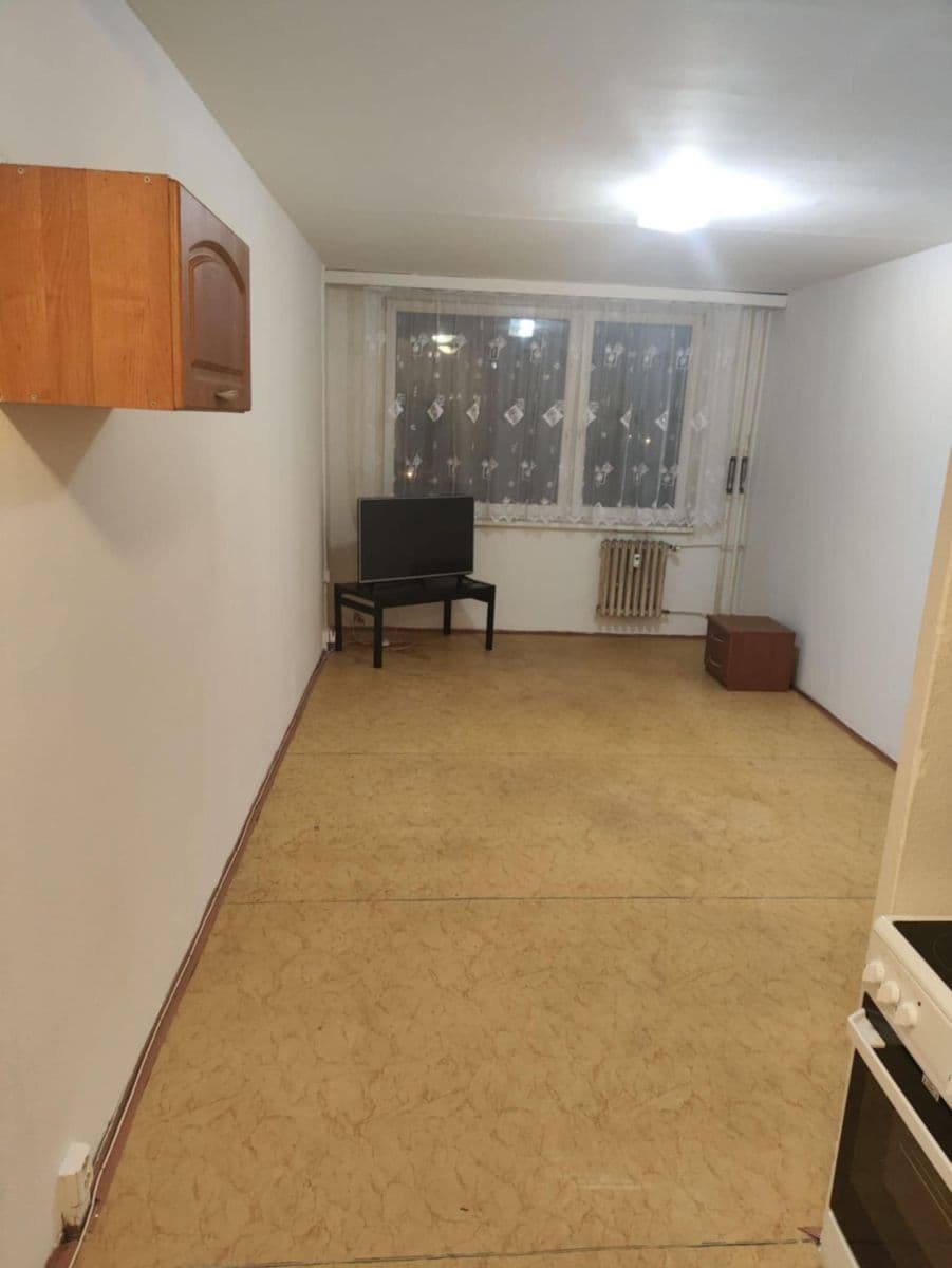 Prenájom bytu 2-izbový 44 m², Bellušova, Praha, Praha Prenájom bytu 2-izbový 44 m², Bellušova, Praha, Praha