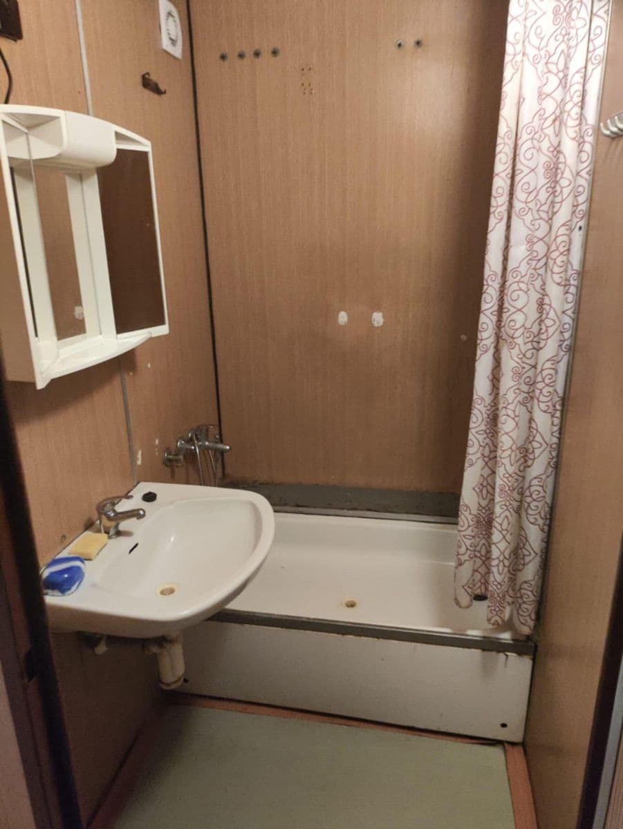 Prenájom bytu 2-izbový 44 m², Bellušova, Praha, Praha Prenájom bytu 2-izbový 44 m², Bellušova, Praha, Praha