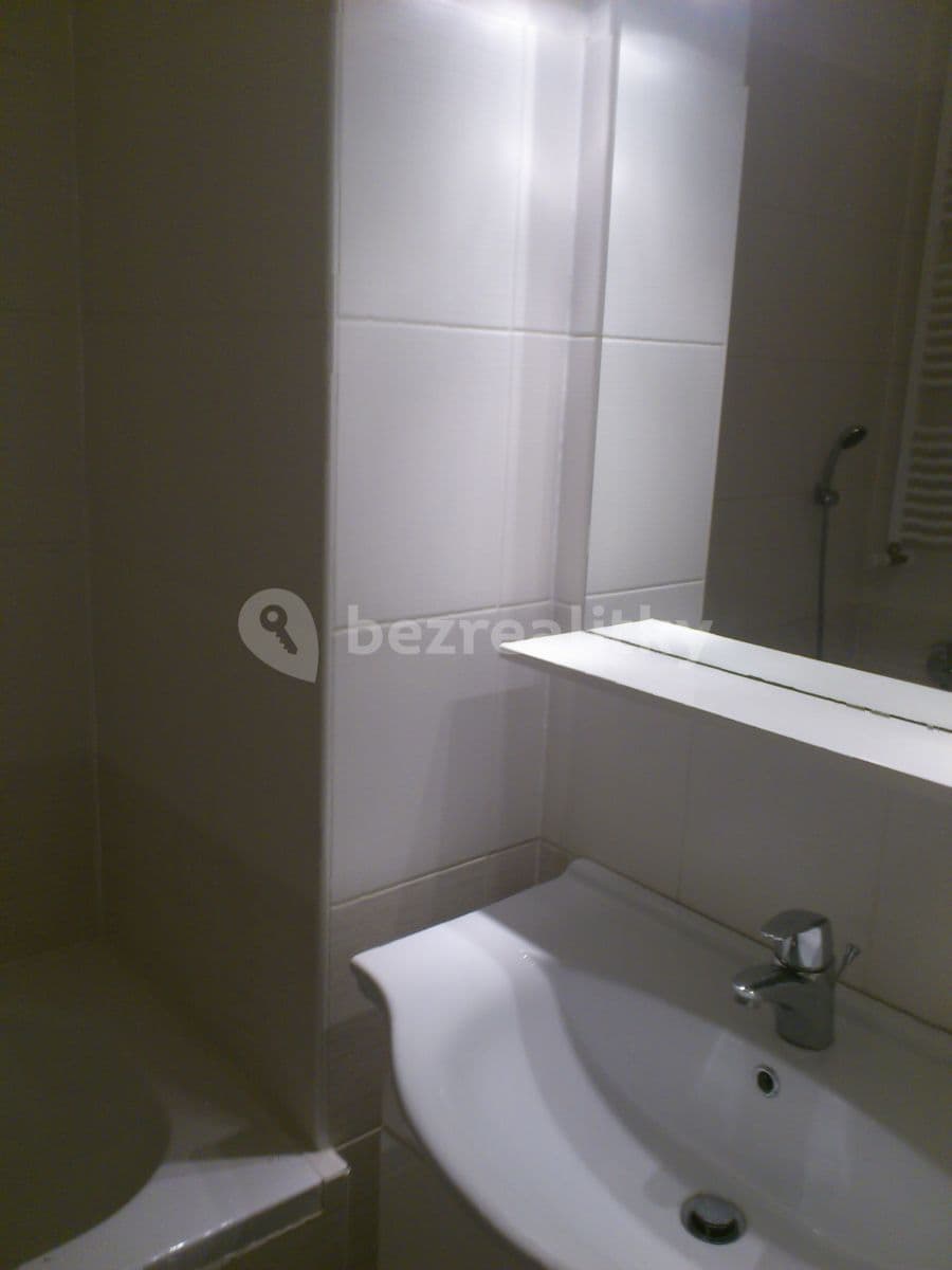 Prenájom bytu 4-izbový 120 m², Došlíkova, Brno, Jihomoravský kraj Prenájom bytu 4-izbový 120 m², Došlíkova, Brno, Jihomoravský kraj