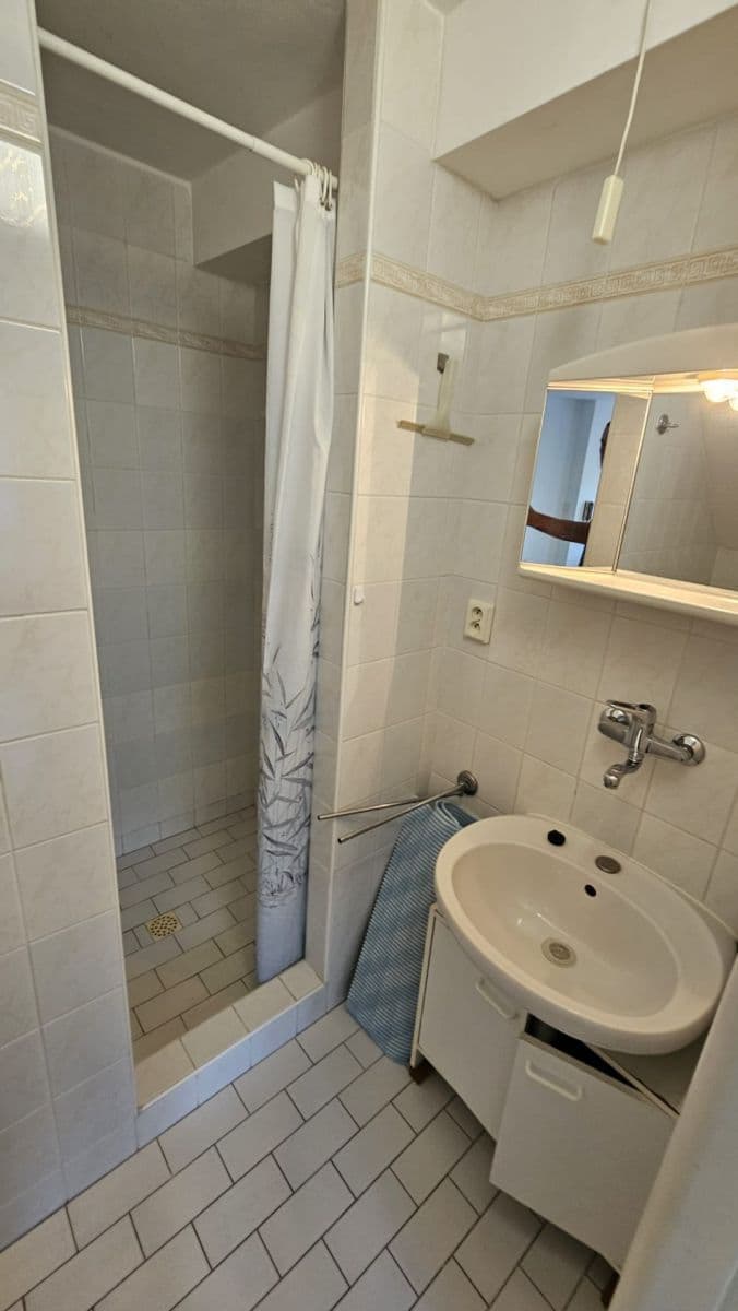 Prenájom bytu Garsoniéra 22 m², K ovčínu, Praha, Praha Prenájom bytu Garsoniéra 22 m², K ovčínu, Praha, Praha