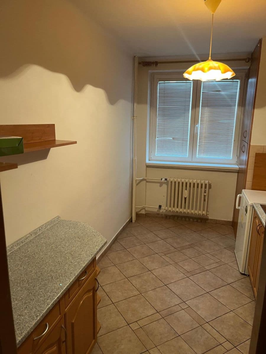 Prenájom bytu 2-izbový 52 m², Gutova, Praha, Praha Prenájom bytu 2-izbový 52 m², Gutova, Praha, Praha