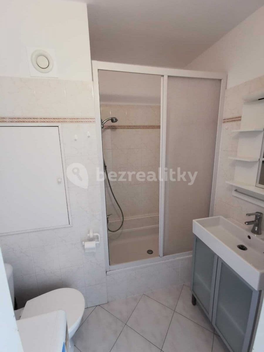 Prenájom bytu 2-izbový 44 m², Neustupného, Praha, Praha Prenájom bytu 2-izbový 44 m², Neustupného, Praha, Praha