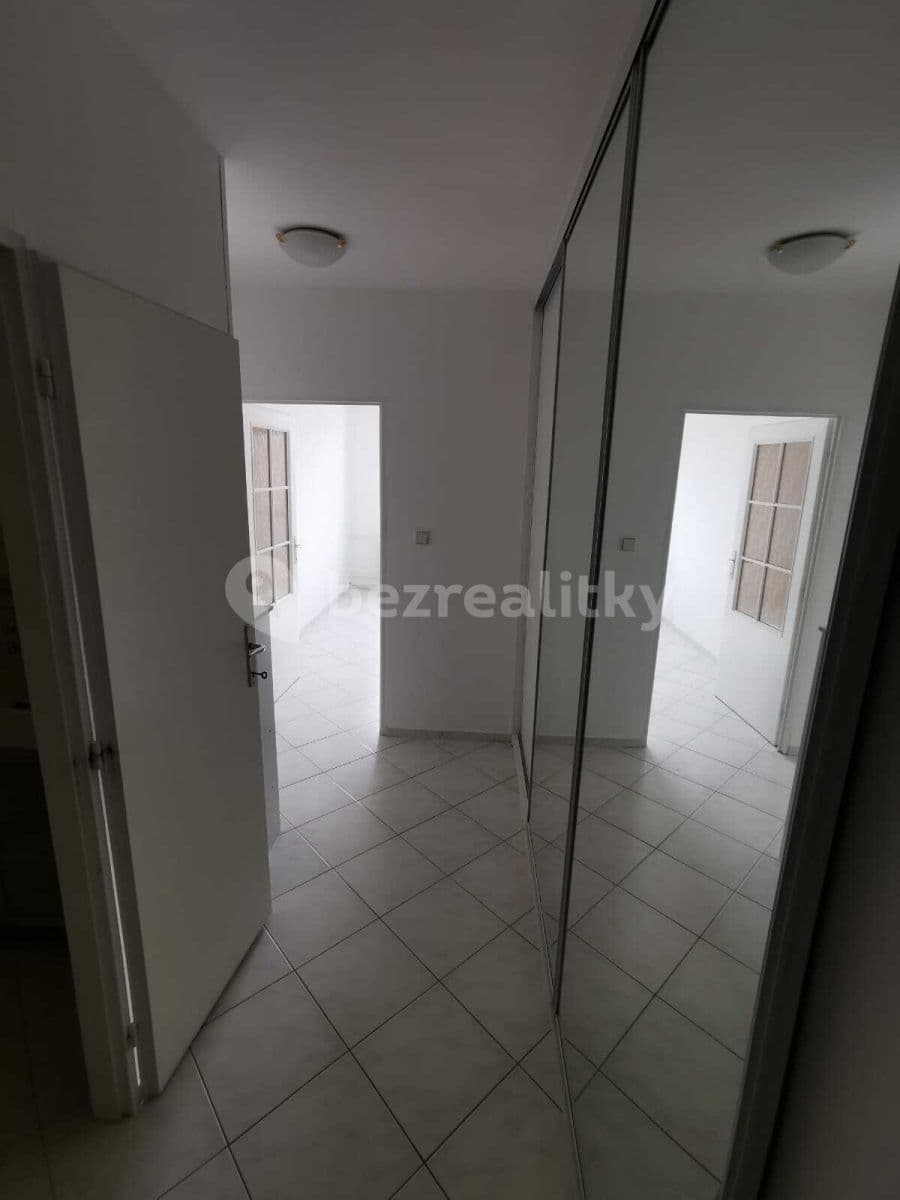 Prenájom bytu 2-izbový 44 m², Neustupného, Praha, Praha Prenájom bytu 2-izbový 44 m², Neustupného, Praha, Praha