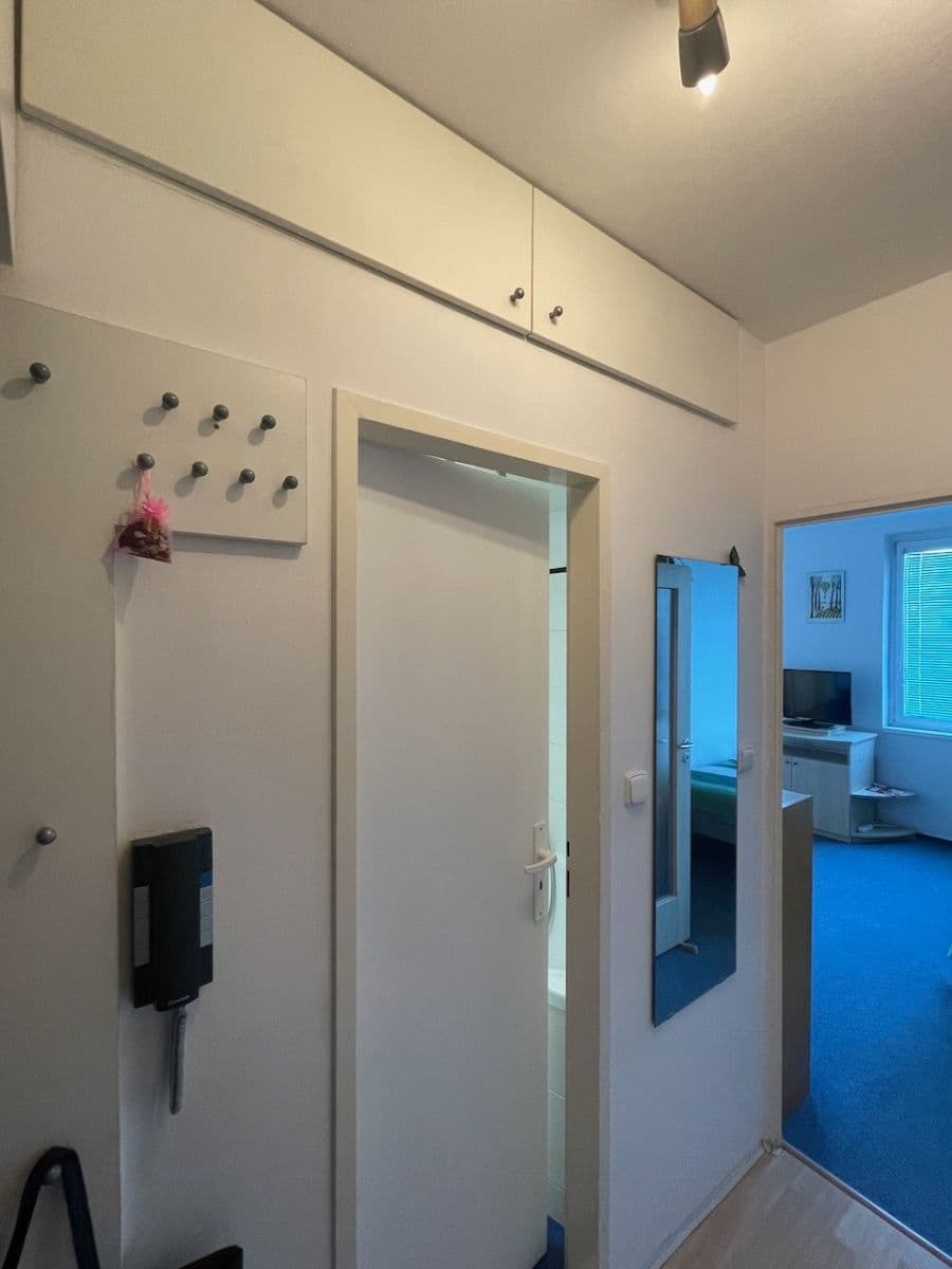 Prenájom bytu 1-izbový 34 m², Podvinný mlýn, Praha, Praha Prenájom bytu 1-izbový 34 m², Podvinný mlýn, Praha, Praha