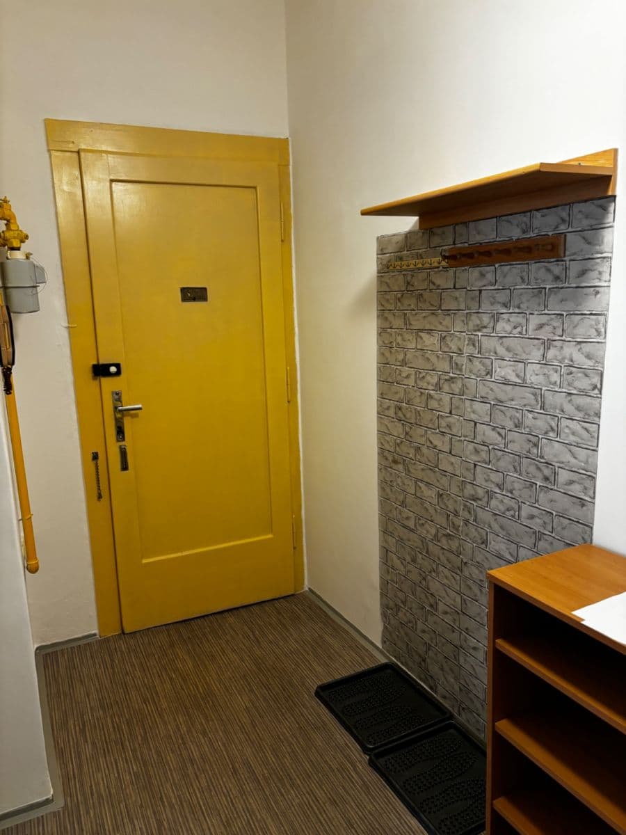 Prenájom bytu 1-izbový 46 m², Zelená, Praha, Praha Prenájom bytu 1-izbový 46 m², Zelená, Praha, Praha
