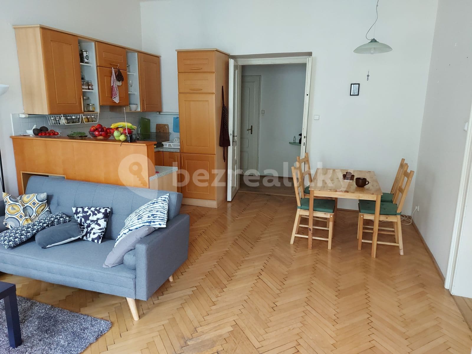 Prenájom bytu 2-izbový 67 m², Žitomírská, Praha, Praha Prenájom bytu 2-izbový 67 m², Žitomírská, Praha, Praha