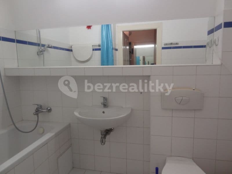 Prenájom bytu 2-izbový 67 m², Žitomírská, Praha, Praha Prenájom bytu 2-izbový 67 m², Žitomírská, Praha, Praha