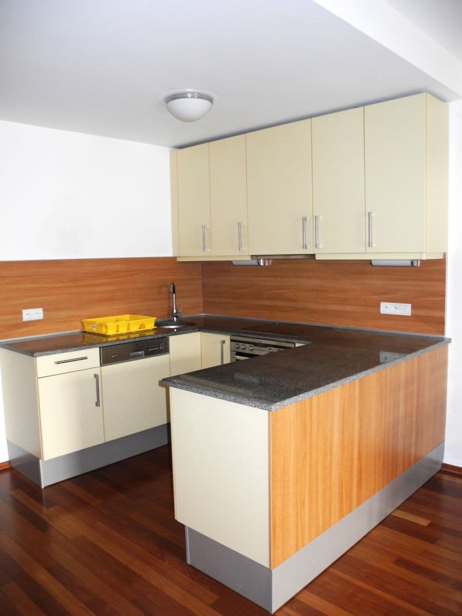 Prenájom bytu 2-izbový 69 m², Paříkova, Praha, Praha Prenájom bytu 2-izbový 69 m², Paříkova, Praha, Praha