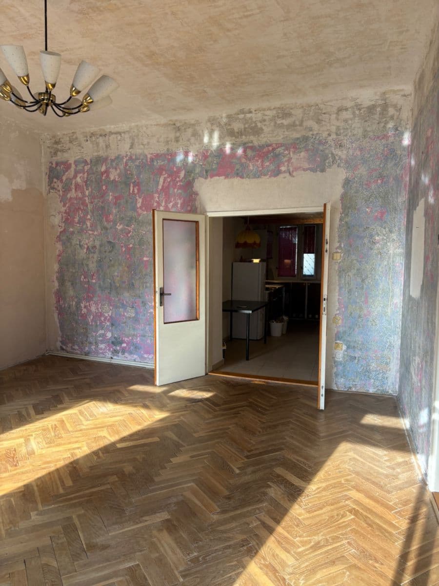 Prenájom bytu 2-izbový 77 m², Arbesovo náměstí, Praha, Praha Prenájom bytu 2-izbový 77 m², Arbesovo náměstí, Praha, Praha