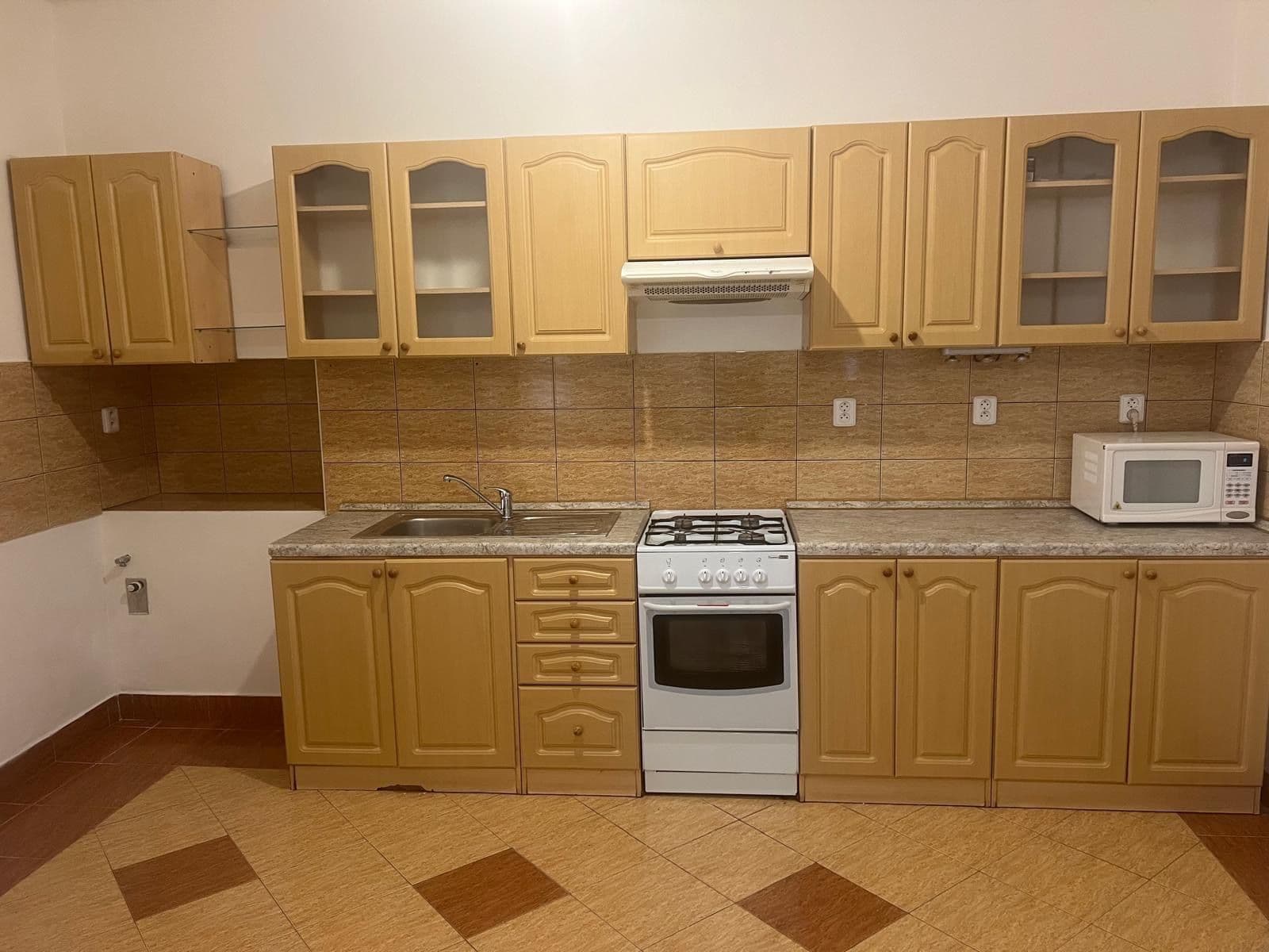 Prenájom bytu 2-izbový 84 m², Arbesovo náměstí, Praha, Praha Prenájom bytu 2-izbový 84 m², Arbesovo náměstí, Praha, Praha