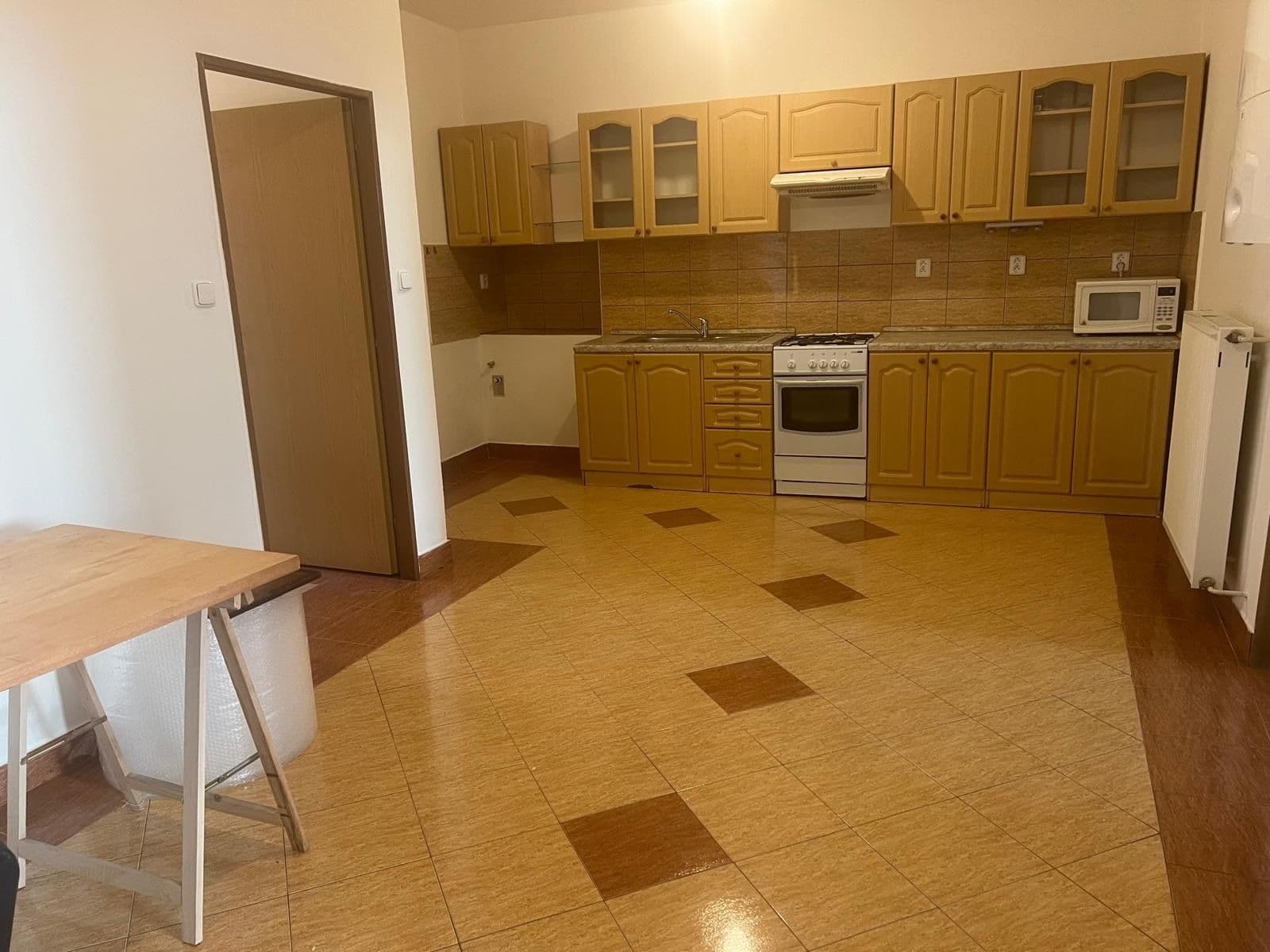 Prenájom bytu 2-izbový 84 m², Arbesovo náměstí, Praha, Praha Prenájom bytu 2-izbový 84 m², Arbesovo náměstí, Praha, Praha