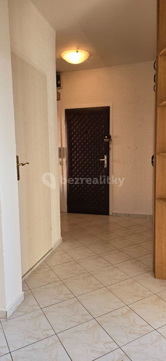 Prenájom bytu 3-izbový 73 m², U Kostela, Jablonec nad Nisou, Liberecký kraj Prenájom bytu 3-izbový 73 m², U Kostela, Jablonec nad Nisou, Liberecký kraj