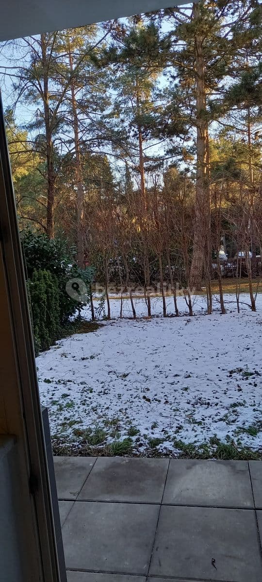 Prenájom bytu 1-izbový 37 m², Mozolky, Brno, Jihomoravský kraj Prenájom bytu 1-izbový 37 m², Mozolky, Brno, Jihomoravský kraj