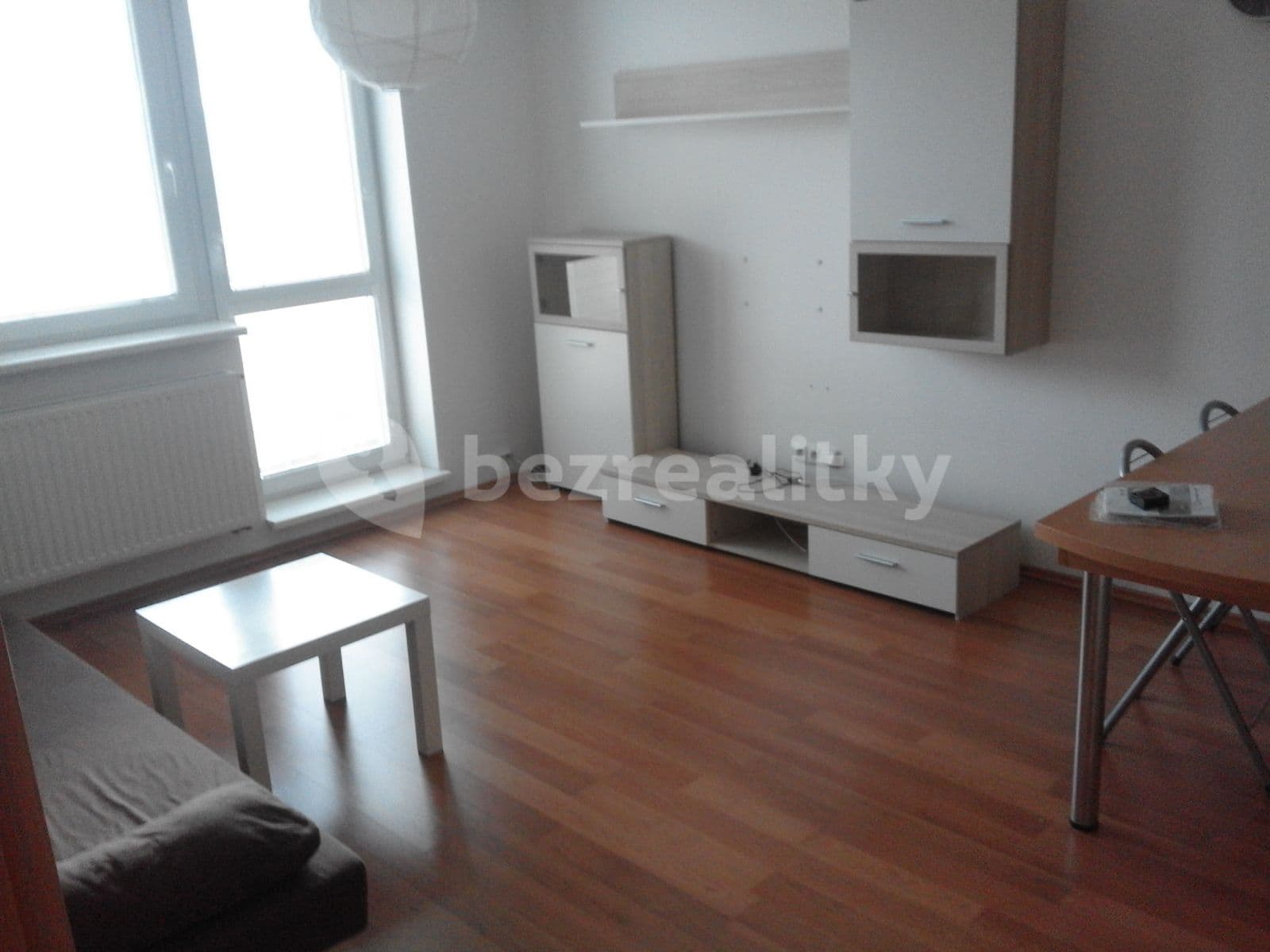 Prenájom bytu 2-izbový 50 m², Metelkova, Kuřim, Jihomoravský kraj Prenájom bytu 2-izbový 50 m², Metelkova, Kuřim, Jihomoravský kraj