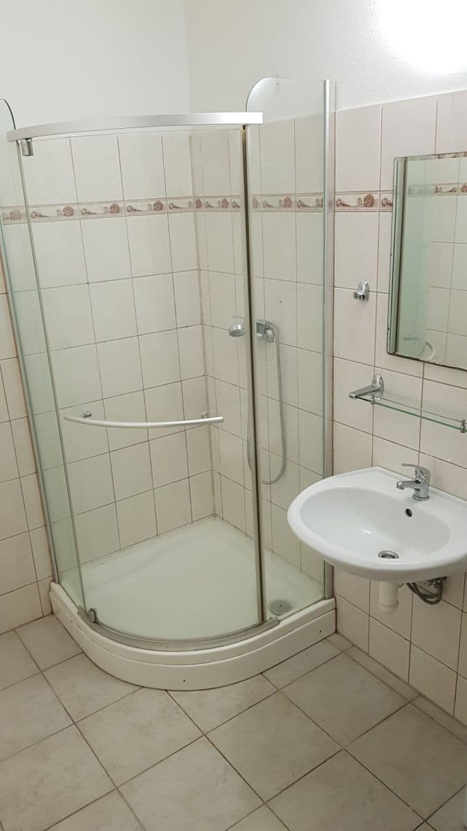 Prenájom bytu 1-izbový 42 m², Příční, Brno, Jihomoravský kraj Prenájom bytu 1-izbový 42 m², Příční, Brno, Jihomoravský kraj