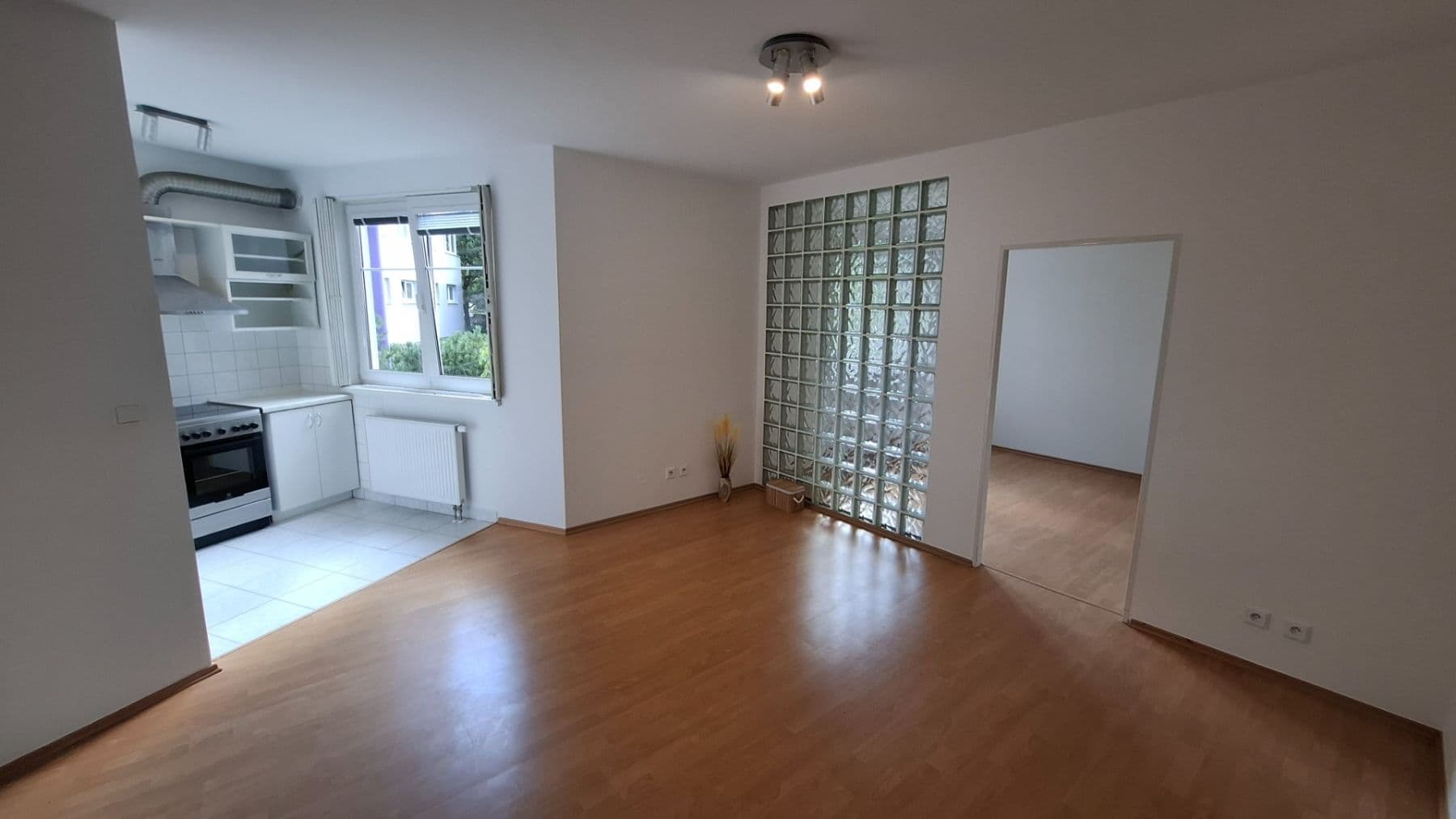Prenájom bytu 2-izbový 42 m², K Václavce, Praha, Praha Prenájom bytu 2-izbový 42 m², K Václavce, Praha, Praha
