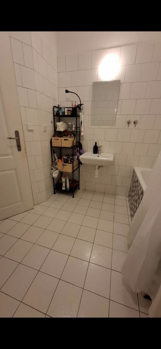 Prenájom bytu 2-izbový 42 m², K Václavce, Praha, Praha Prenájom bytu 2-izbový 42 m², K Václavce, Praha, Praha