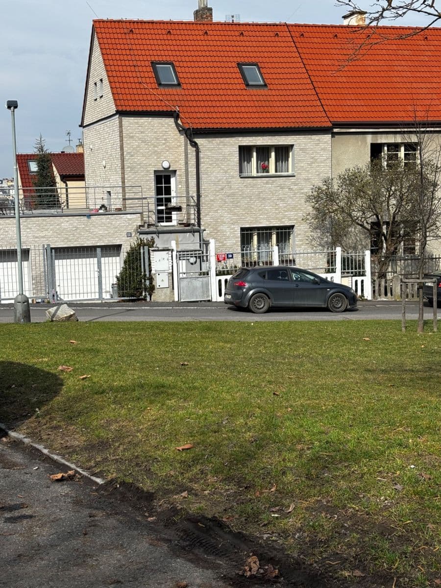 Prenájom bytu 2-izbový 56 m², Roztylské sady, Praha, Praha Prenájom bytu 2-izbový 56 m², Roztylské sady, Praha, Praha
