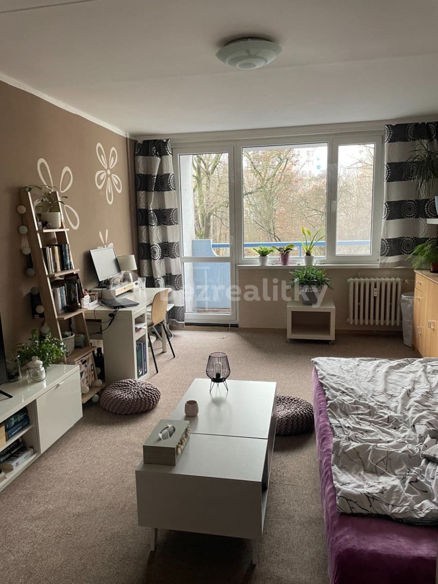 Prenájom bytu 3-izbový 73 m², Na břehu, Praha, Praha Prenájom bytu 3-izbový 73 m², Na břehu, Praha, Praha