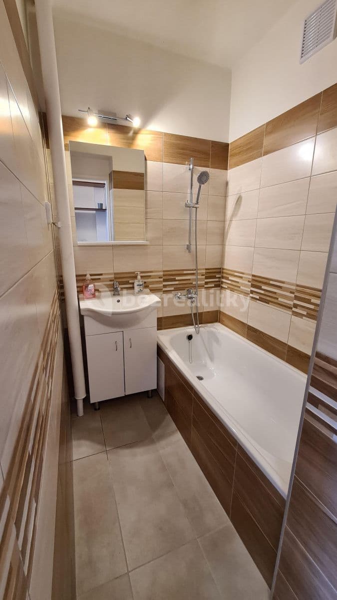 Prenájom bytu 1-izbový 33 m², třída Václava Klementa, Mladá Boleslav, Středočeský kraj Prenájom bytu 1-izbový 33 m², třída Václava Klementa, Mladá Boleslav, Středočeský kraj