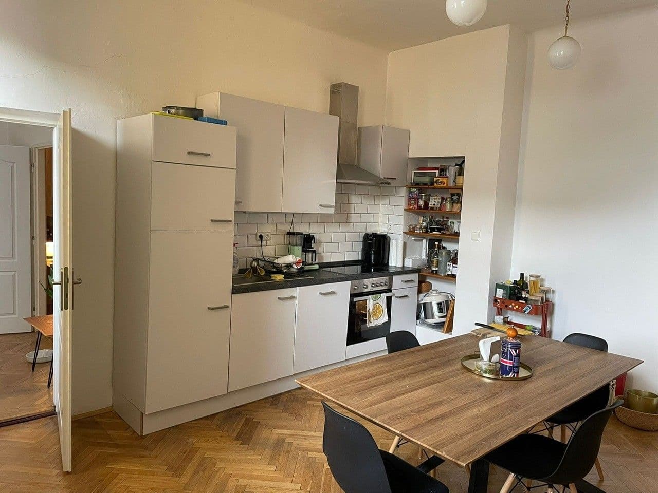 Prenájom bytu 2-izbový 78 m², Sokolovská, Praha, Praha Prenájom bytu 2-izbový 78 m², Sokolovská, Praha, Praha