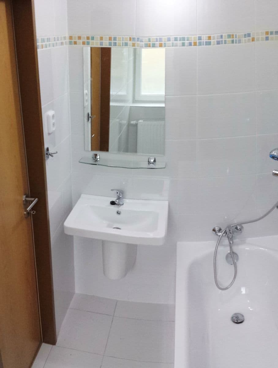 Prenájom bytu 2-izbový 55 m², Zdařilá, Praha, Praha Prenájom bytu 2-izbový 55 m², Zdařilá, Praha, Praha