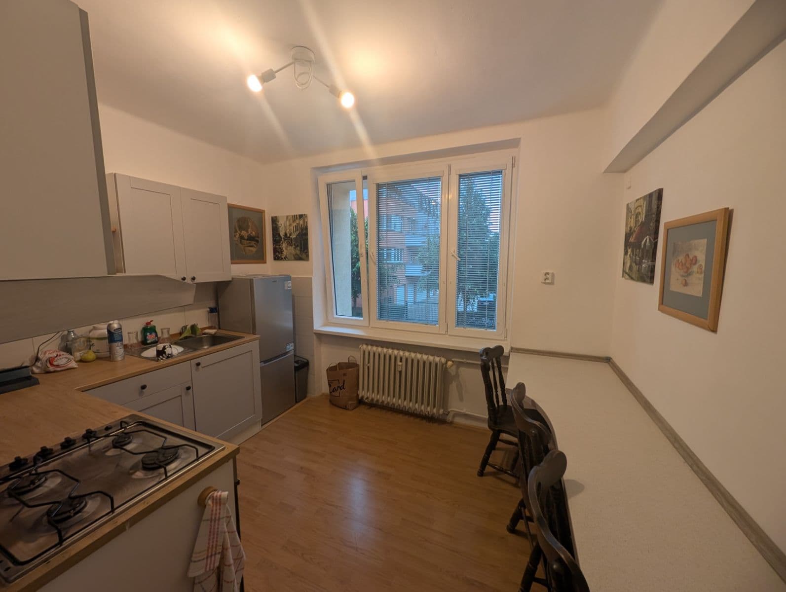 Prenájom bytu 2-izbový 60 m², Saratovská, Praha, Praha Prenájom bytu 2-izbový 60 m², Saratovská, Praha, Praha