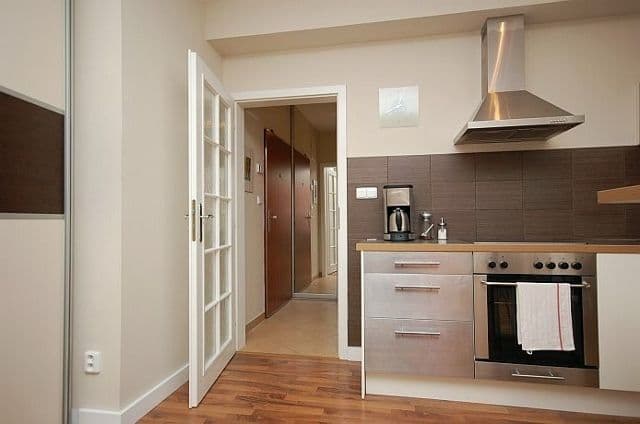 Prenájom bytu 1-izbový 32 m², Plzeňská 1270, Praha, Praha Prenájom bytu 1-izbový 32 m², Plzeňská 1270, Praha, Praha