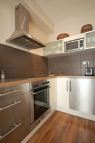 Prenájom bytu 1-izbový 32 m², Plzeňská 1270, Praha, Praha Prenájom bytu 1-izbový 32 m², Plzeňská 1270, Praha, Praha