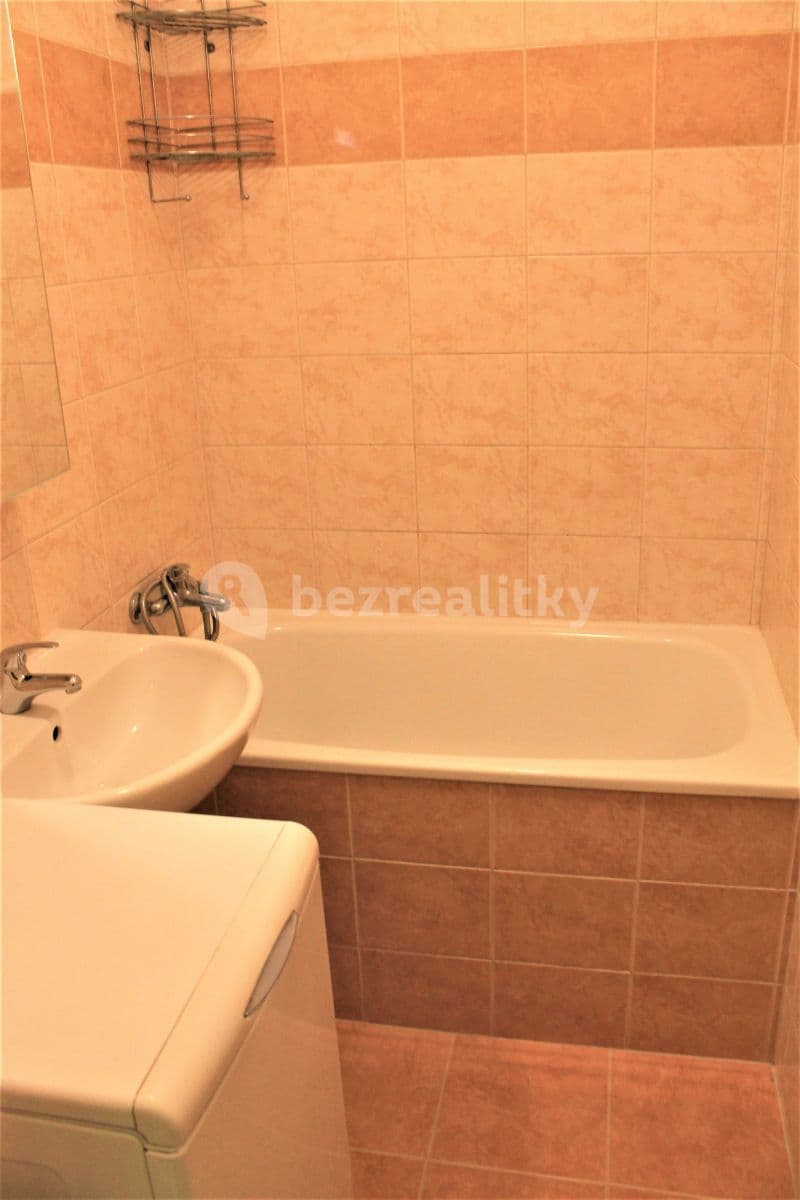 Prenájom bytu Garsoniéra 29 m², Pivcova, Praha, Praha Prenájom bytu Garsoniéra 29 m², Pivcova, Praha, Praha