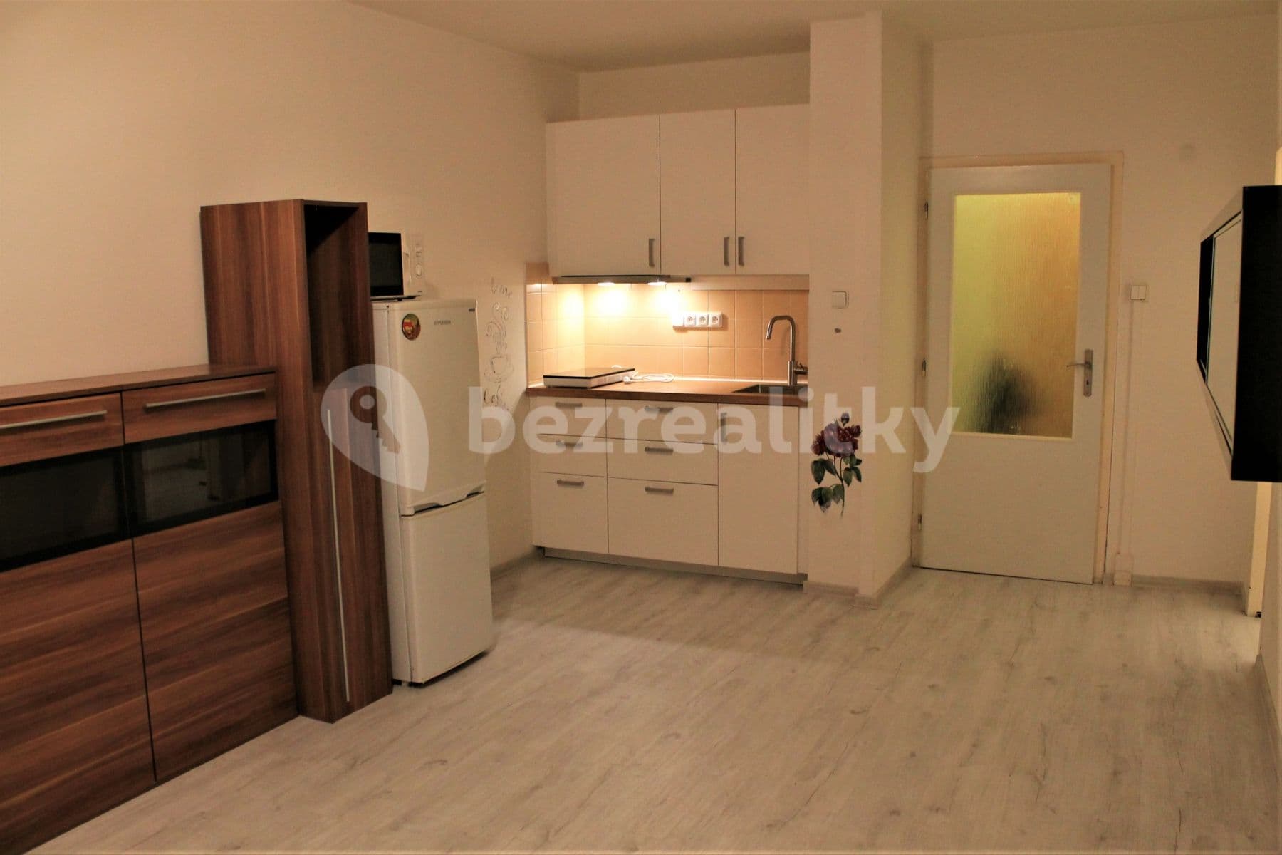 Prenájom bytu Garsoniéra 29 m², Pivcova, Praha, Praha Prenájom bytu Garsoniéra 29 m², Pivcova, Praha, Praha