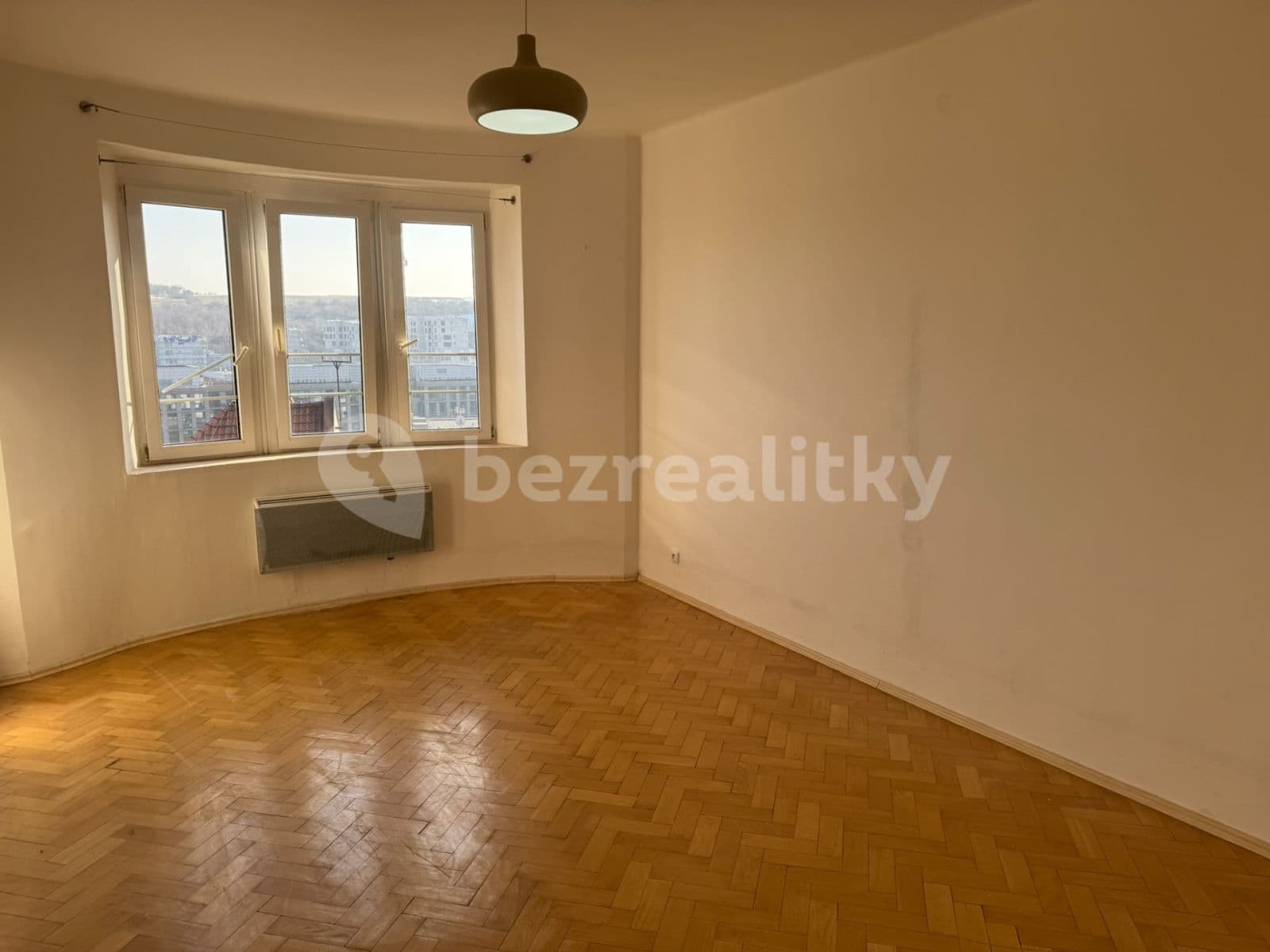 Prenájom bytu 2-izbový 52 m², Na Farkáně Ⅲ, Praha, Praha Prenájom bytu 2-izbový 52 m², Na Farkáně Ⅲ, Praha, Praha